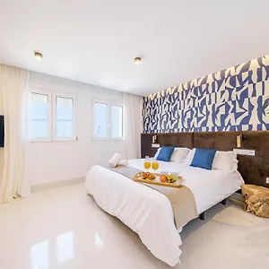 Near Stunning Views & Comfort Málaga