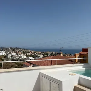 https://casa-con-vistas-y-piscina-privada.1costadelsol.com
