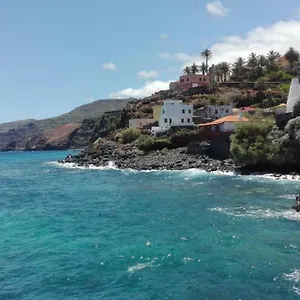 https://casa-roal.in-canary-islands.com
